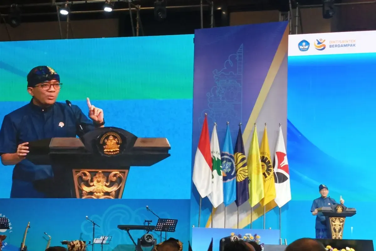 MENDIKTISAINTEK BRIAN YULIARTO DORONG PERGURUAN TINGGI PERBANYAK LULUSAN BIDANG STEM UNTUK DUKUNG PEMBANGUNAN NASIONAL