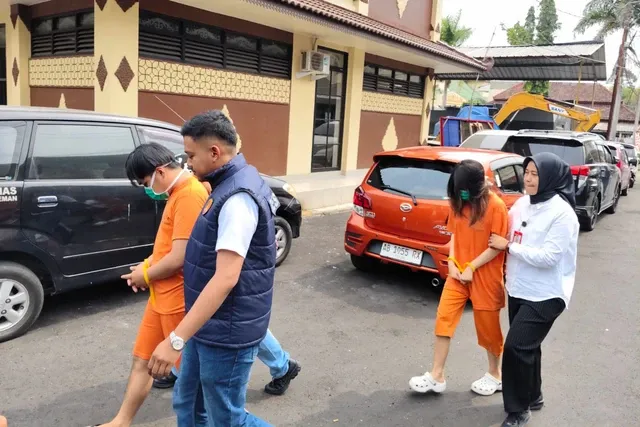POLRESTA SLEMAN AMANKAN DUA MAHASISWA PELAKU PEMBUANG BAYI PEREMPUAN DI KALASAN