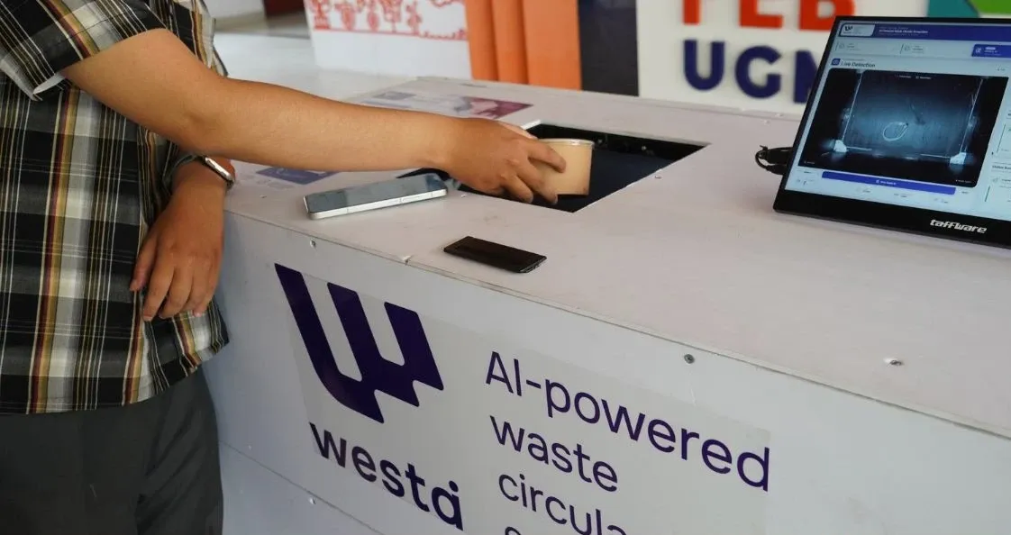 DOSEN FEB UGM KEMBANGKAN SMART WASTE BIN BERBASIS AI, INOVASI PEMILAHAN SAMPAH OTOMATIS TERINTEGRASI DALAM EKOSISTEM WESTA