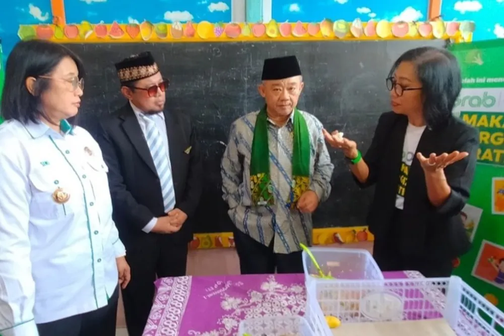 MENDIKDASMEN ABDUL MU'TI: PEMBELAJARAN CODING DAN AI BARU DIAPLIKASIKAN DI 25 PERSEN SEKOLAH, PEMERINTAH BUTUHKAN DUKUNGAN KAMPUS UNTUK PERKUAT KOMPETENSI GURU
