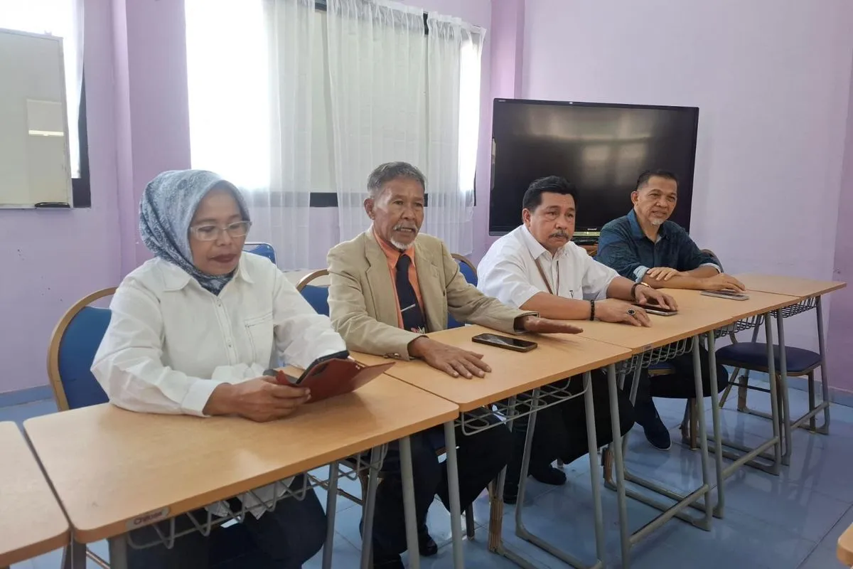 UNAZLAM PALU KLARIFIKASI ISU MOGOK MENGAJAR DOSEN DAN PASTIKAN GAJI SUDAH DIBAYAR