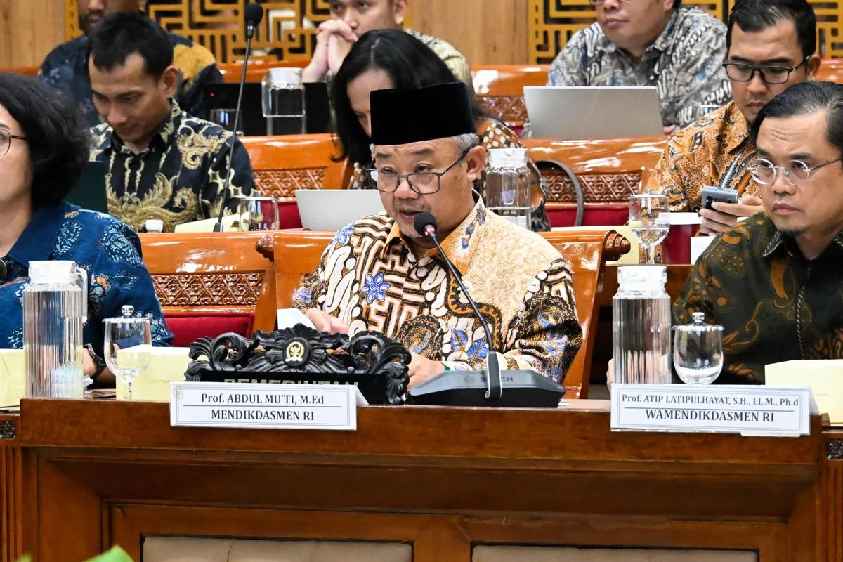 KEMENDIKDASMEN AJUKAN TAMBAHAN ANGGARAN RP157,76 TRILIUN UNTUK PROGRAM PRIORITAS 2027